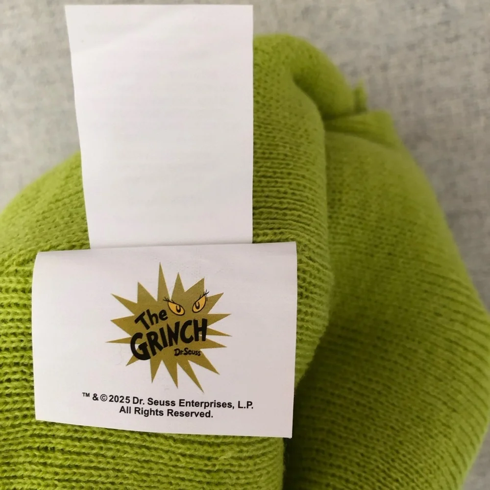NWT Grinch Toddler Kids Beanie and Mittens Set - Green